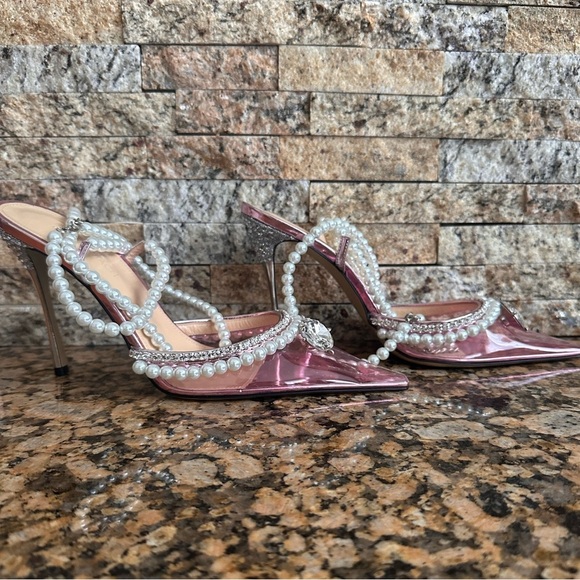 MACH & MACH
Diamond of Elizabeth Ankle Strap Pumps PVC 110 - Picture 4 of 10